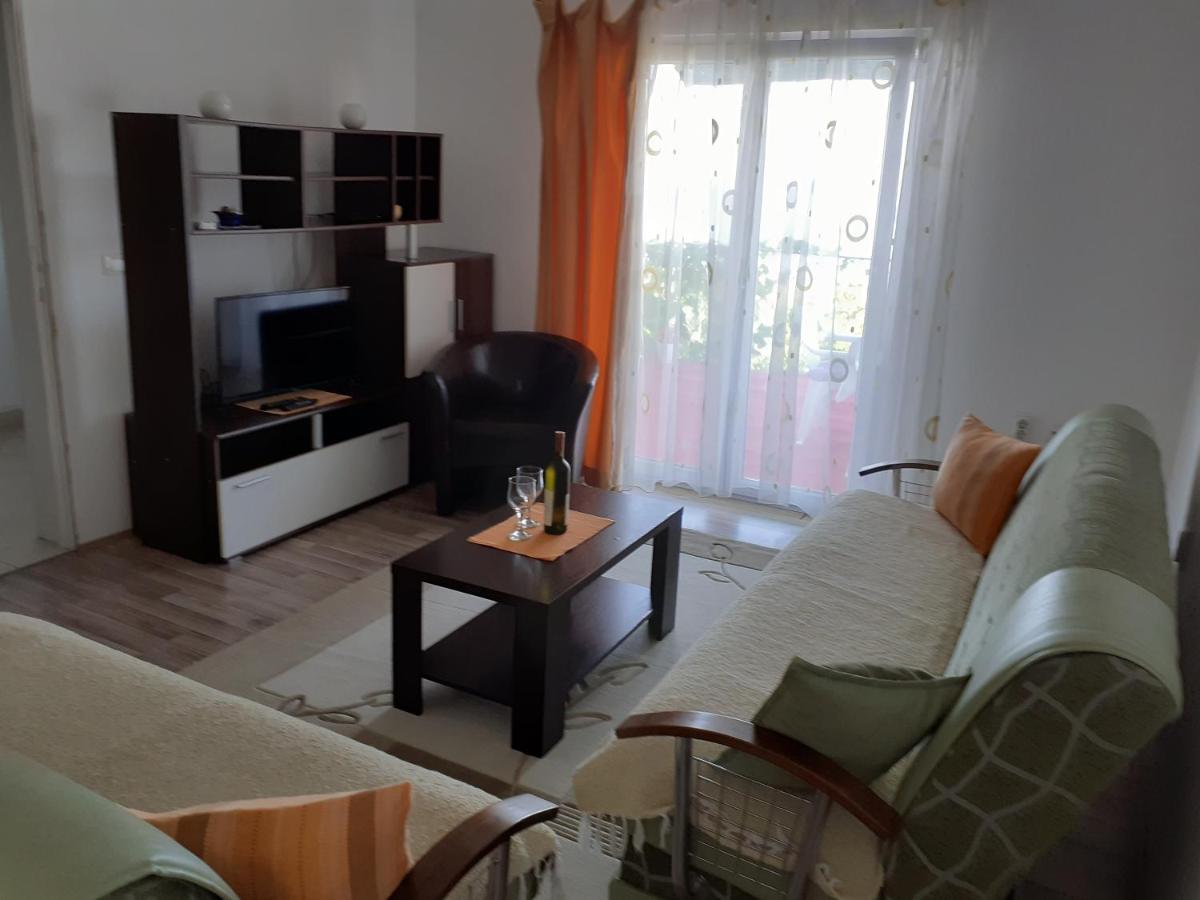 Apartment Vuk I Novak أولتْسي المظهر الخارجي الصورة