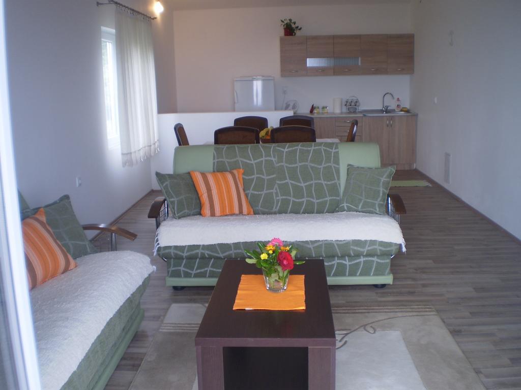 Apartment Vuk I Novak أولتْسي المظهر الخارجي الصورة